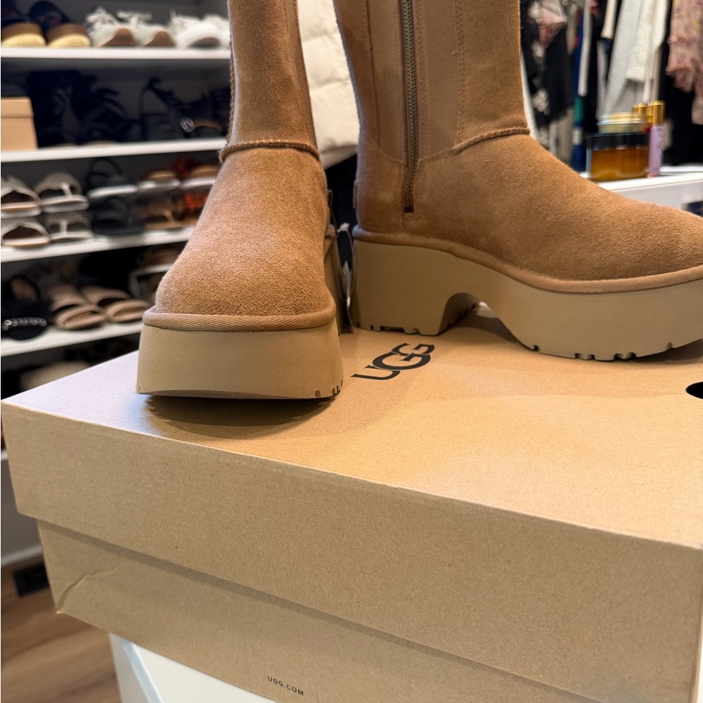 UGG Women's Chestnut Platform Boots